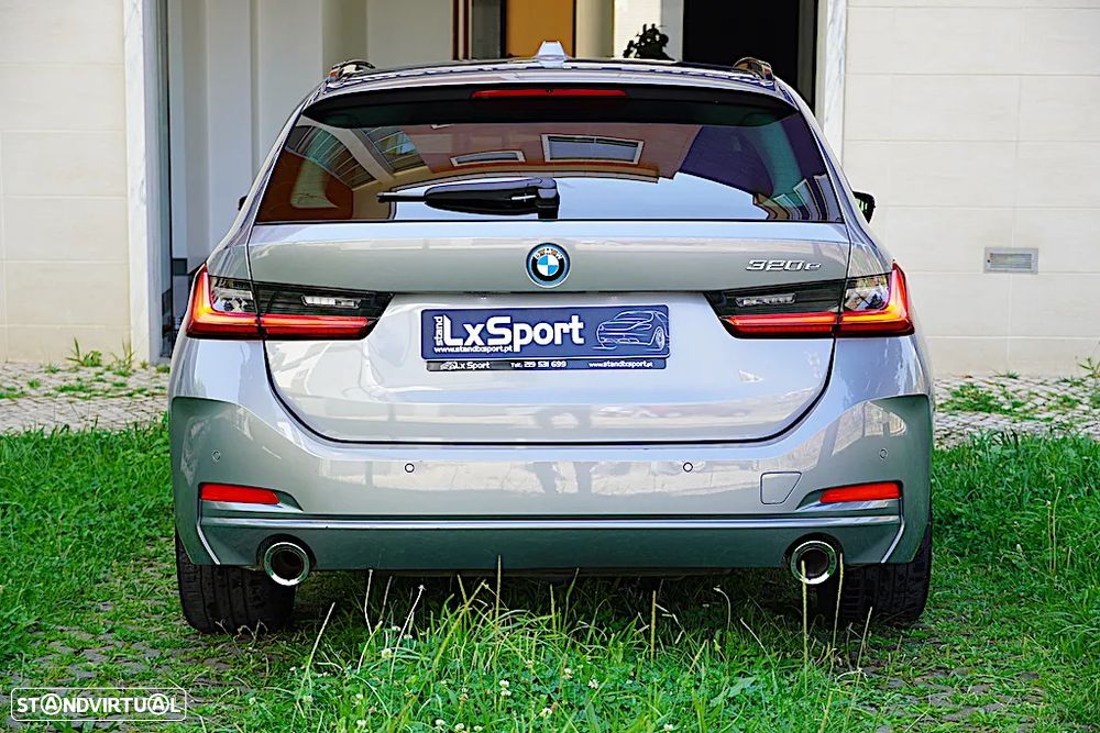 BMW 320 e Touring Corporate Edition Auto - 9