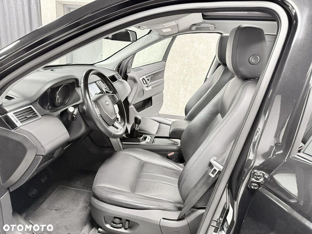 Land Rover Discovery Sport 2.0 TD4 HSE Luxury - 31