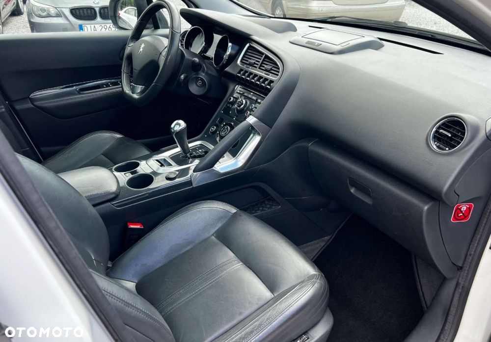 Peugeot 3008 - 11