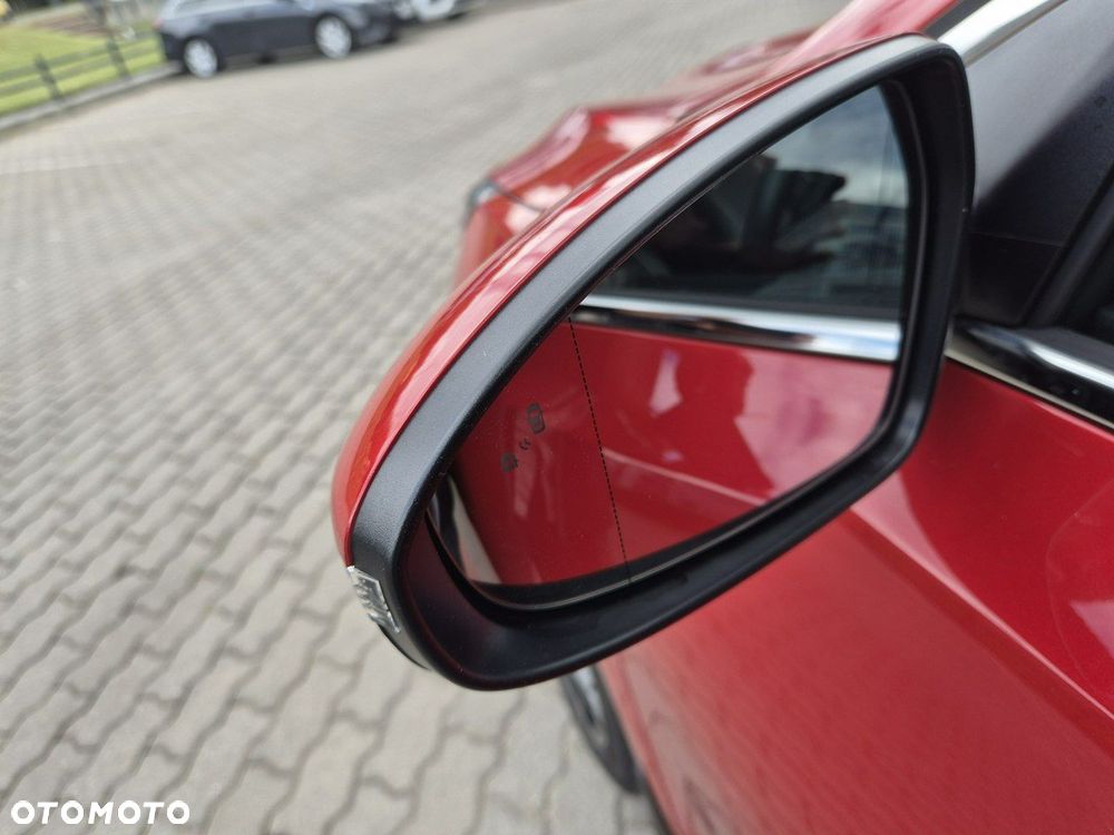 Kia Ceed - 12