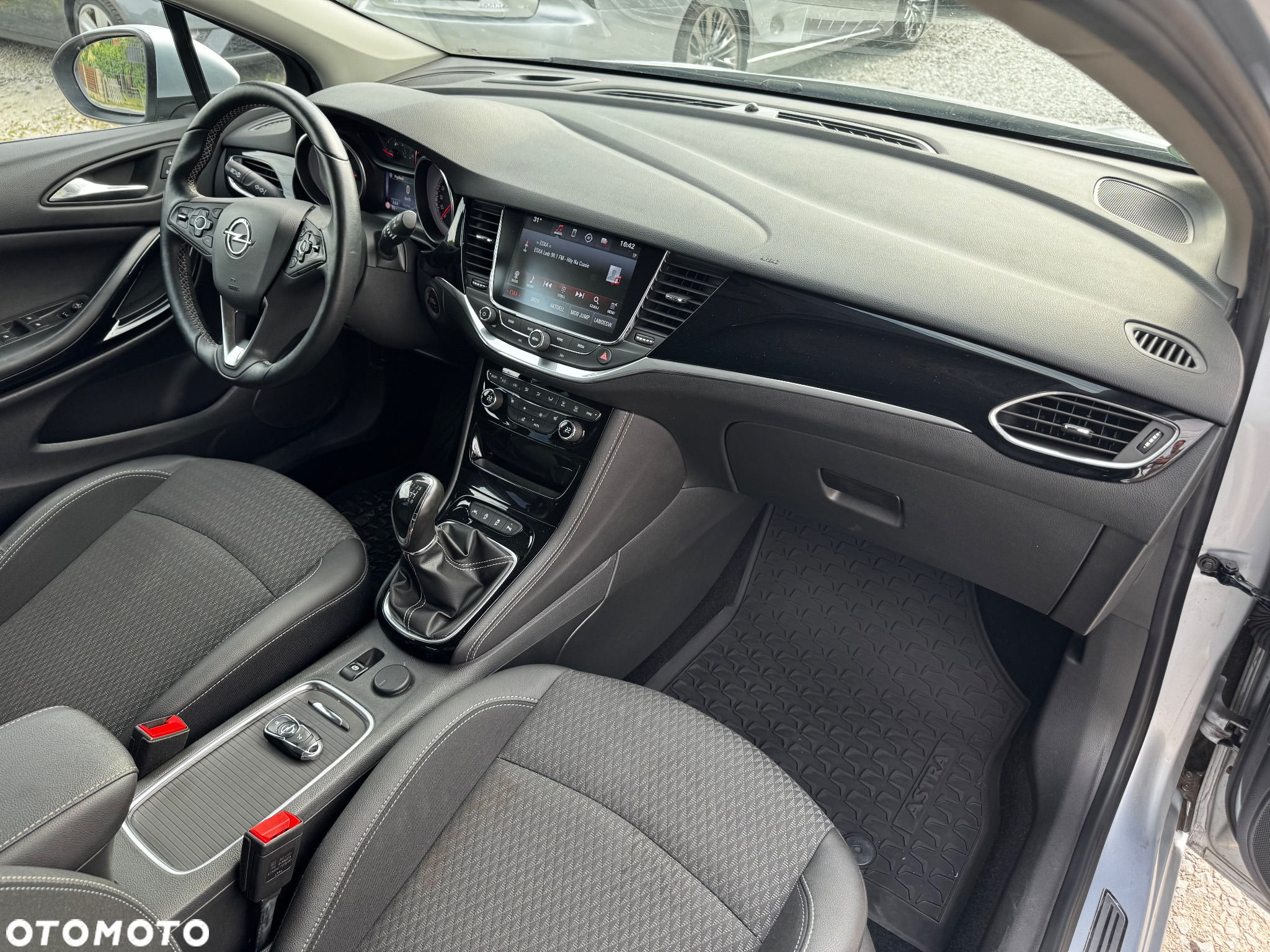 Opel Astra 1.4 Turbo Dynamic - 40