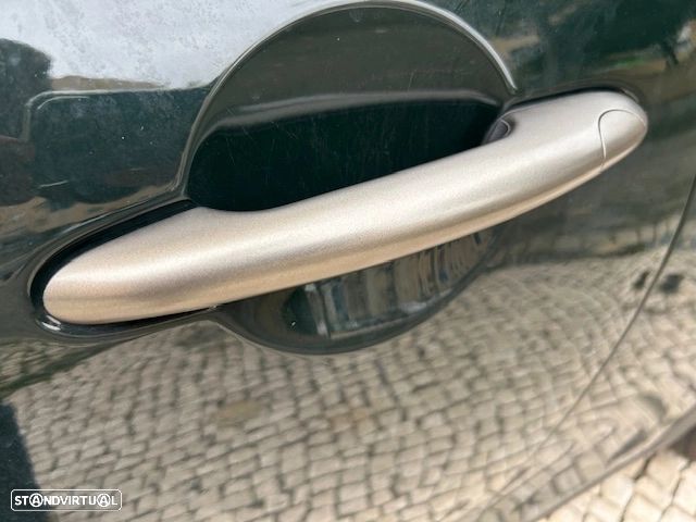 MINI 3 Portas Cooper SE Premium Resolute Edition - 25