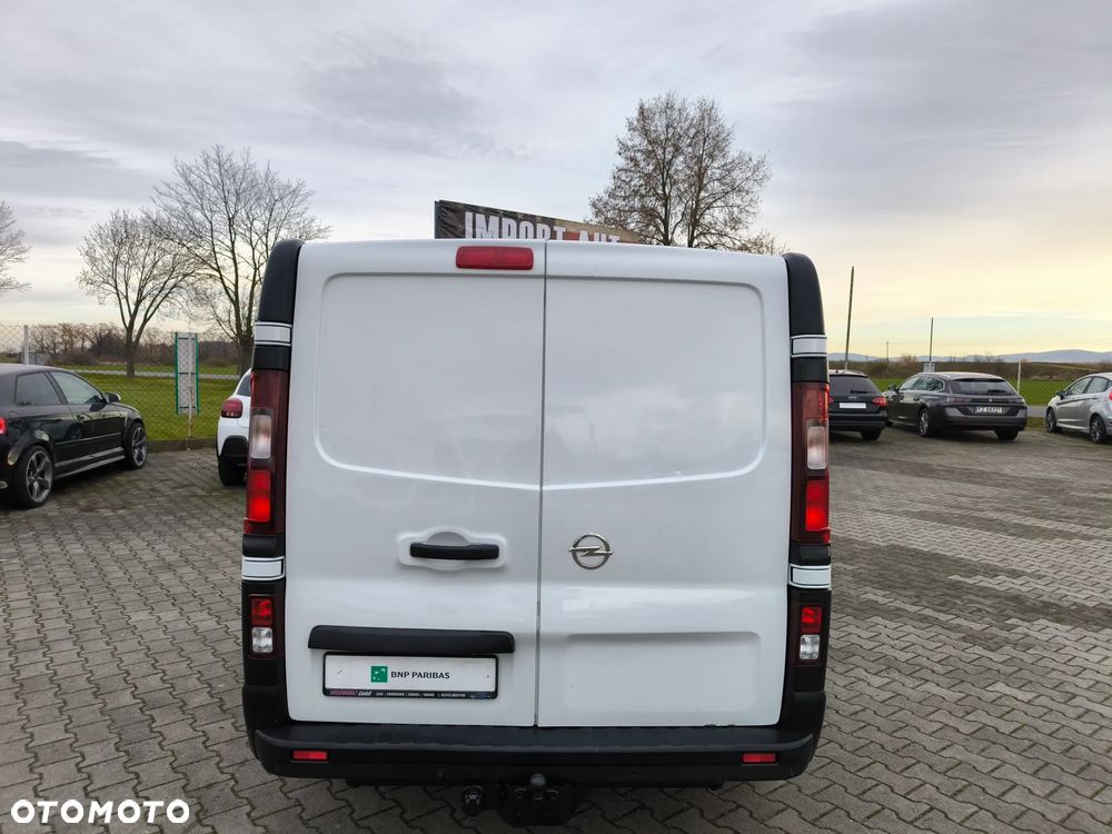 Opel Vivaro - 4