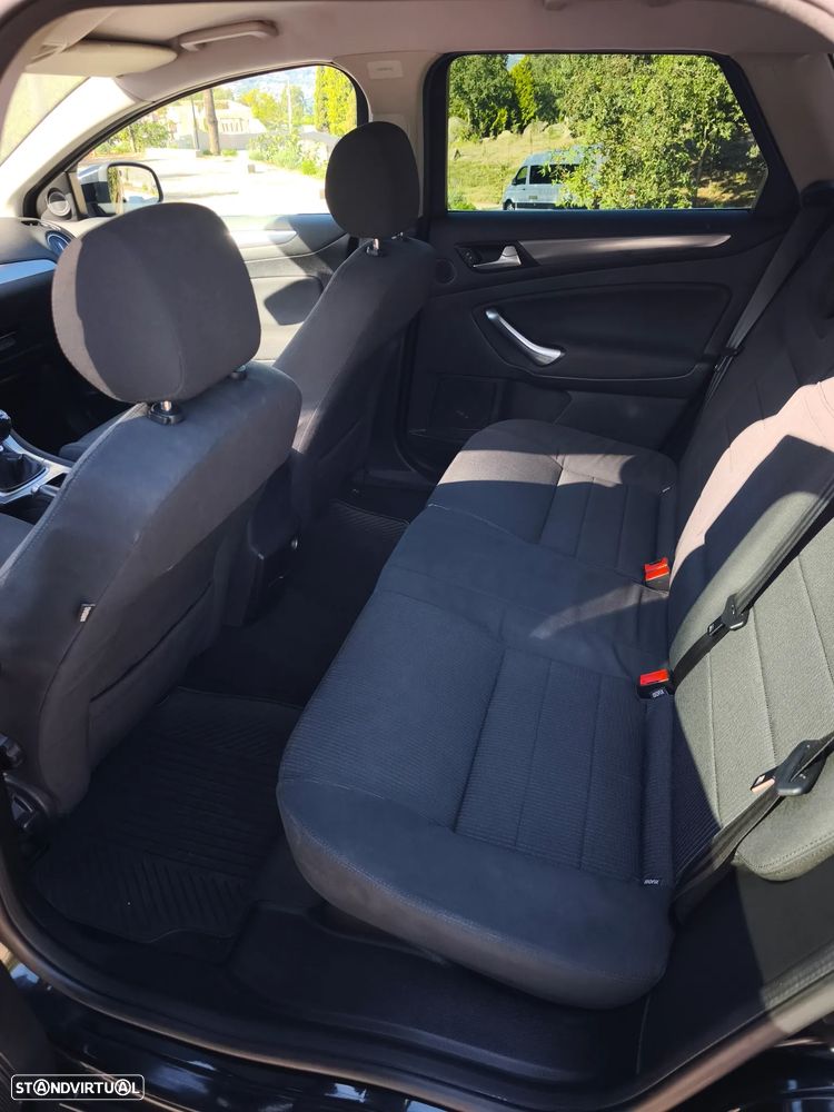 Ford Mondeo SW 2.0 TDCi Titanium - 15