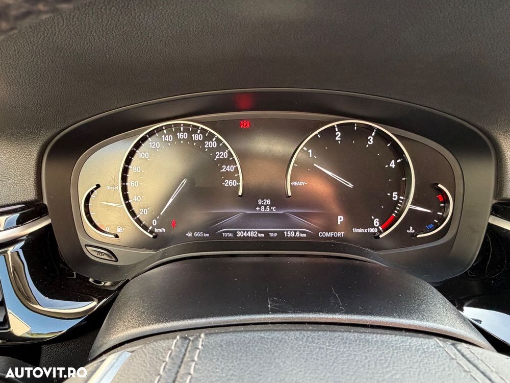 BMW Seria 5 520d Aut. Sport Line - 11