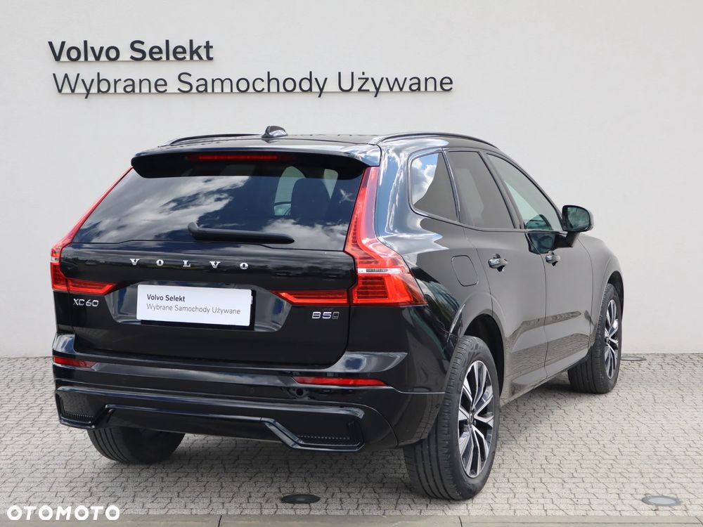 Volvo XC 60 B5 B AWD Plus Dark - 6