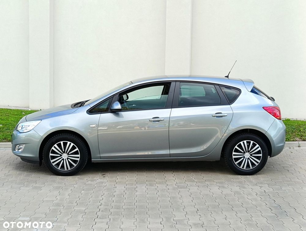 Opel Astra 1.4 EcoFLEX Start/Stop Innovation - 3