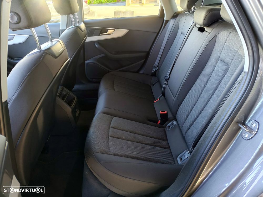 Audi A4 35 TDI S tronic - 9