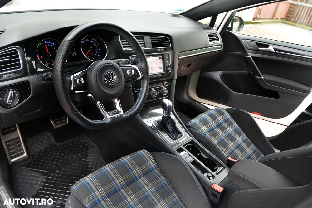 Volkswagen Golf ver-1-4-tsi-bluemotion-technology-dsg-cup - 10