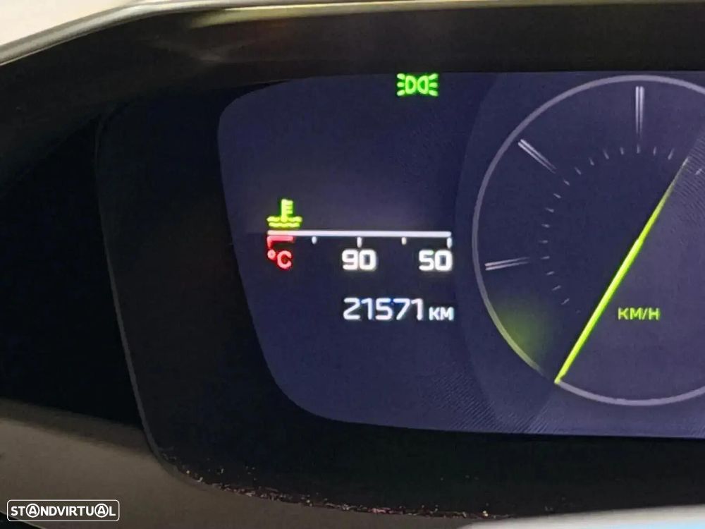 Peugeot 308 SW 1.5 BlueHDi GT Pack EAT8 — fotografia 31
