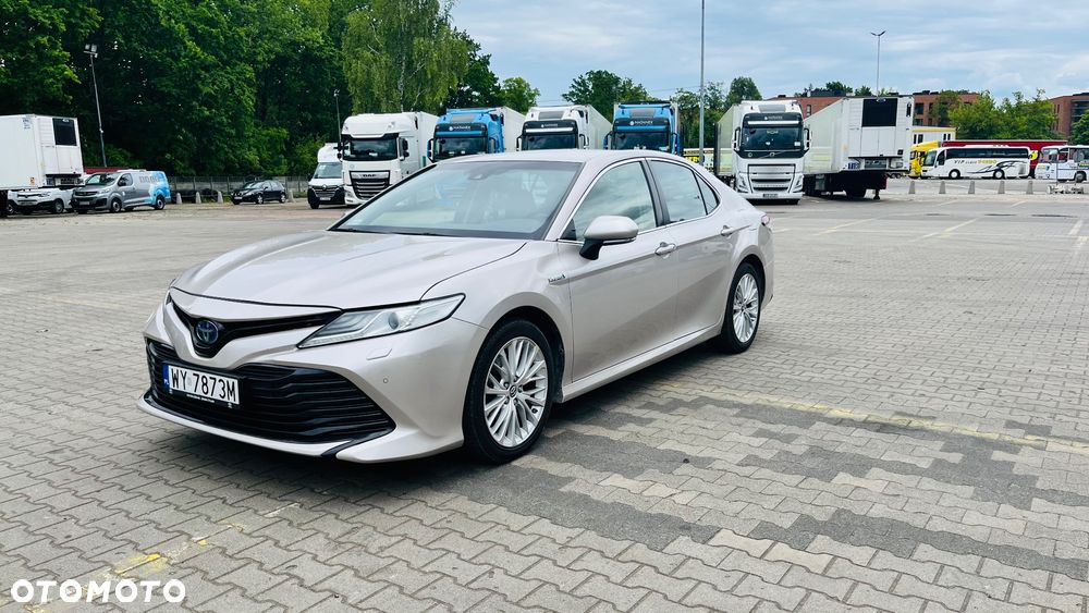 Toyota Camry 2.5 Hybrid Comfort CVT - 1