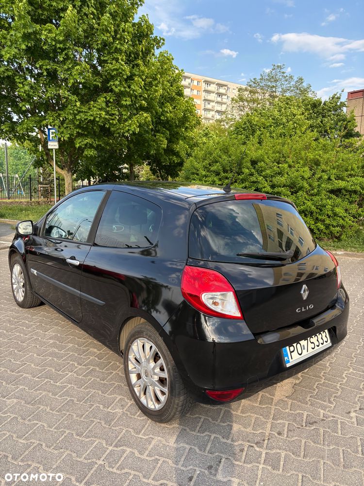 Renault Clio 1.5 dCi ESP Initiale - 7