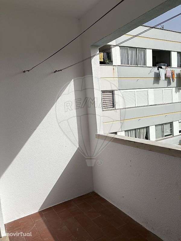 Apartamento T1 para arrendamento - Grande imagem: 2/7