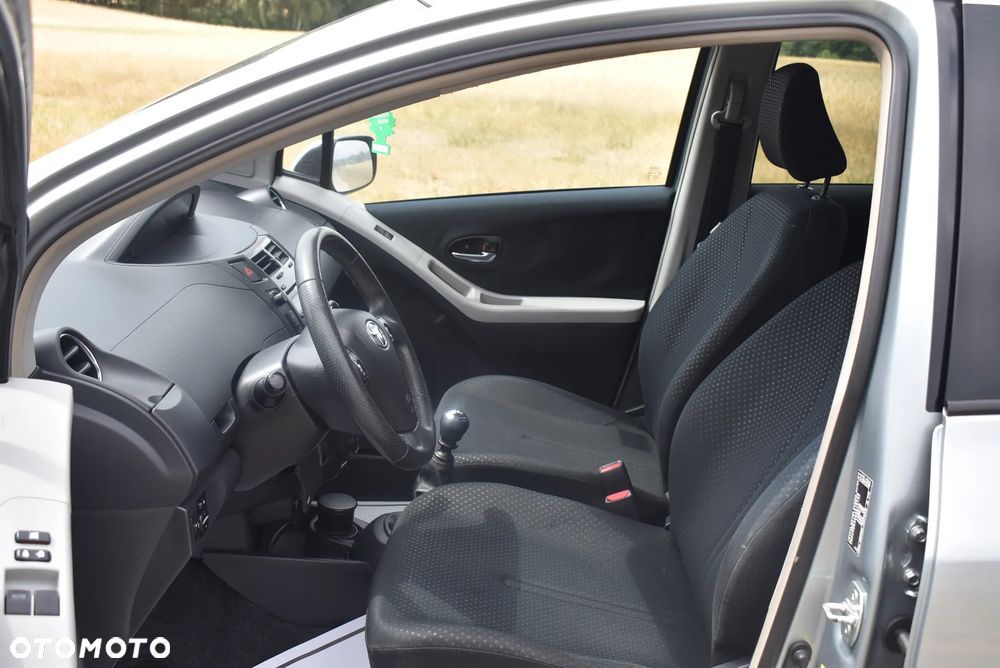 Toyota Yaris 1.33 VVT-i Life - 23