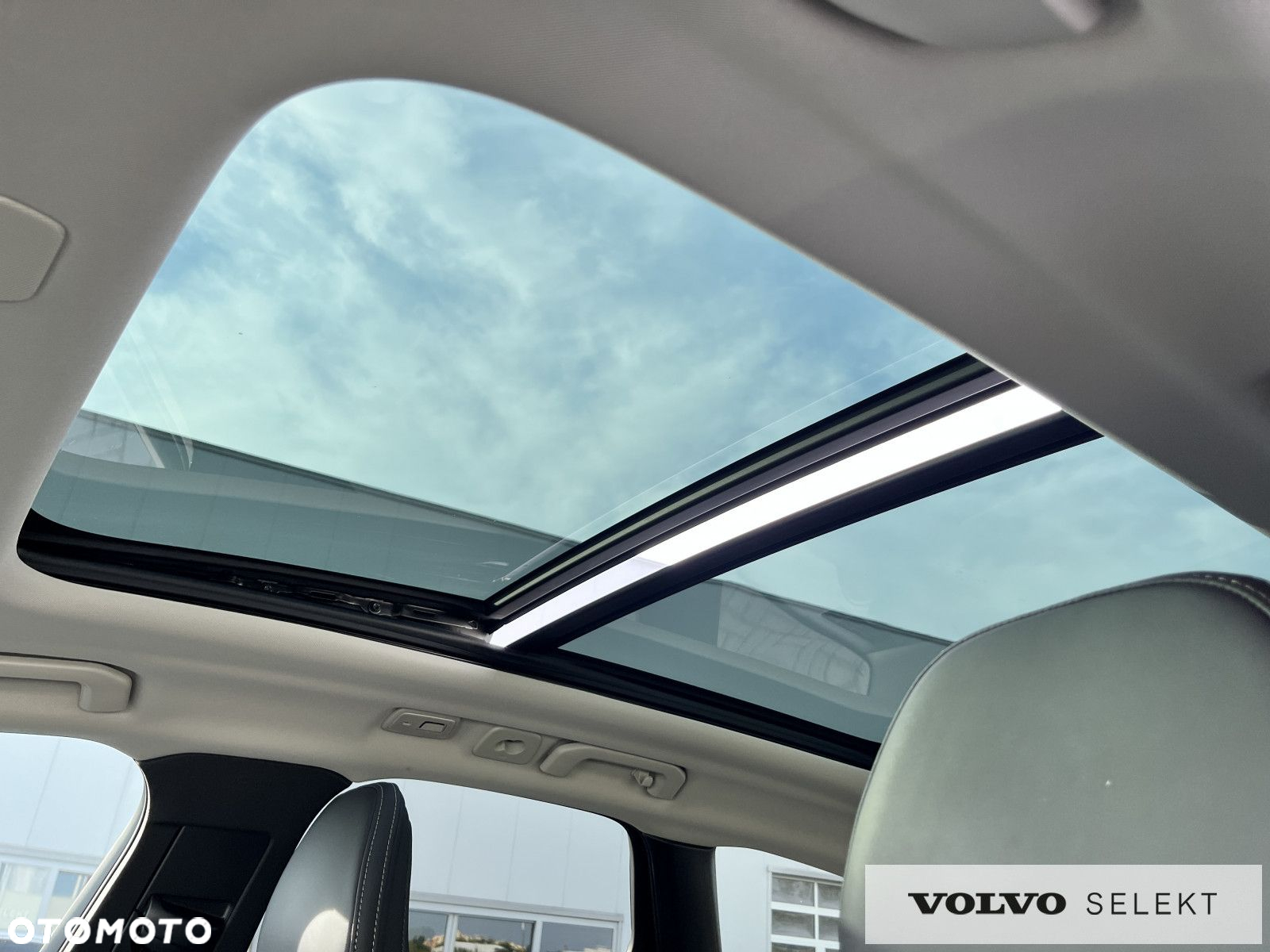 Volvo XC 60 - 30
