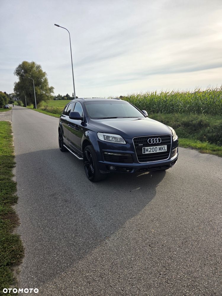 Audi Q7 - 4