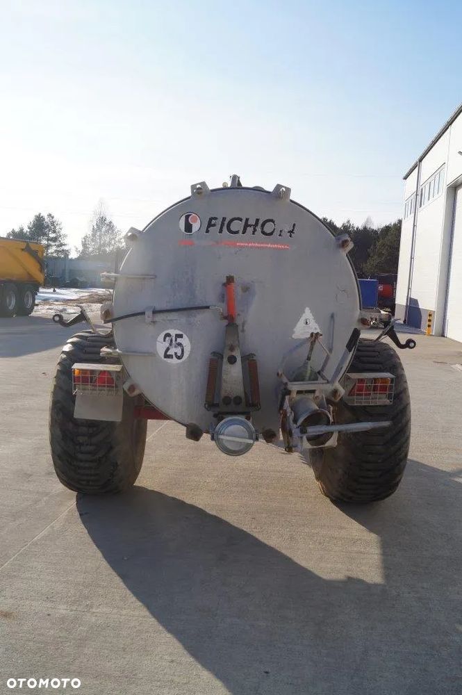 Pichon Wóz Asenizacyjny TCI6050 EP5 6000L - 10