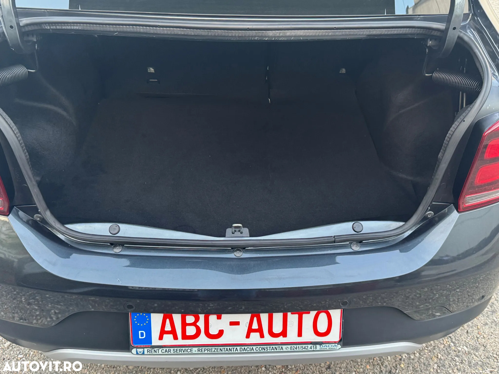Dacia Logan Stepway 0.9 TCe - 24
