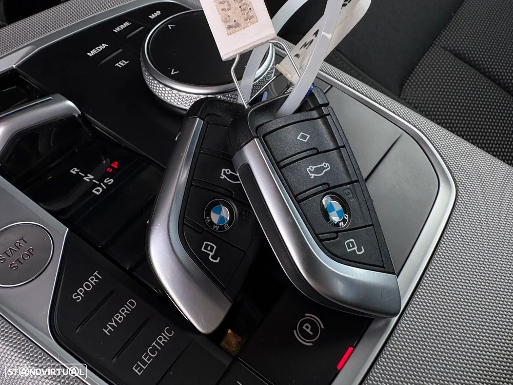 BMW 320 e Line Luxury Auto - 18