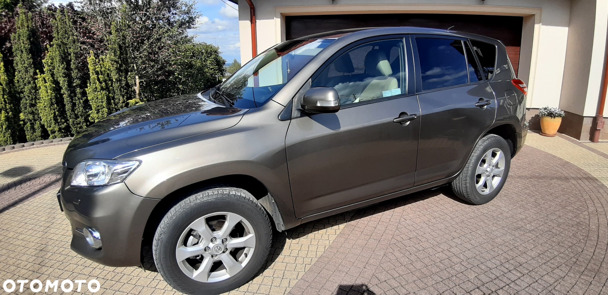 Toyota RAV4 - 7