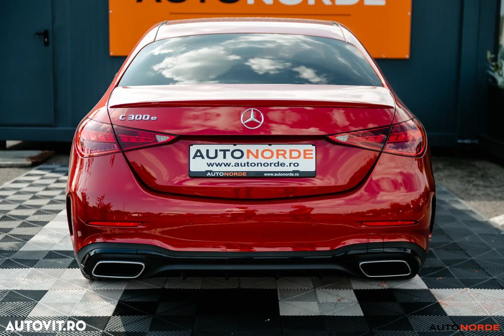Mercedes-Benz C 300 e 9G-TRONIC AMG Line - 10
