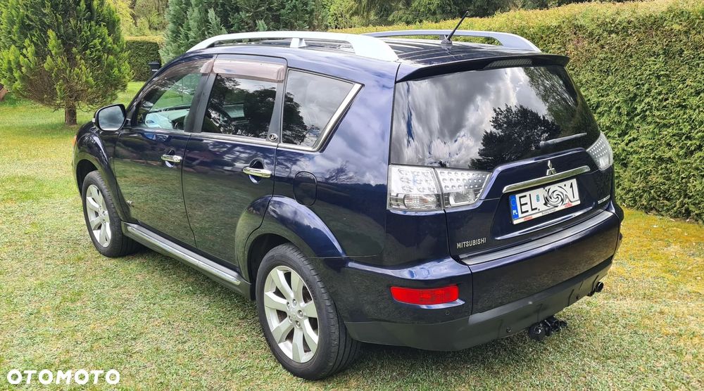 Mitsubishi Outlander 2.0 DID Intense + - 20