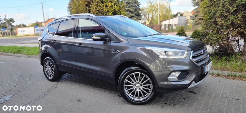 Ford Kuga 1.5 EcoBoost 2x4 Titanium - 20