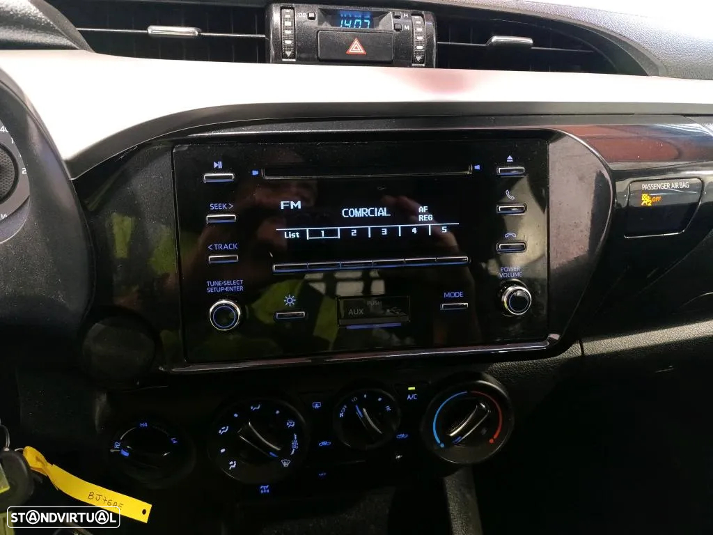 Toyota Hilux 2.4 D-4D 4WD CD CH - 10