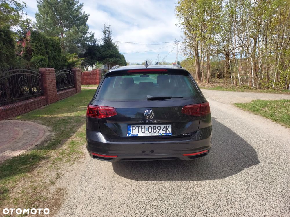 Volkswagen Passat 2.0 TDI SCR DSG 4Motion Elegance - 8