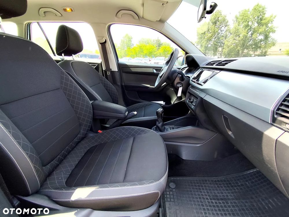 Skoda Fabia 1.0 TSI Ambition - 10