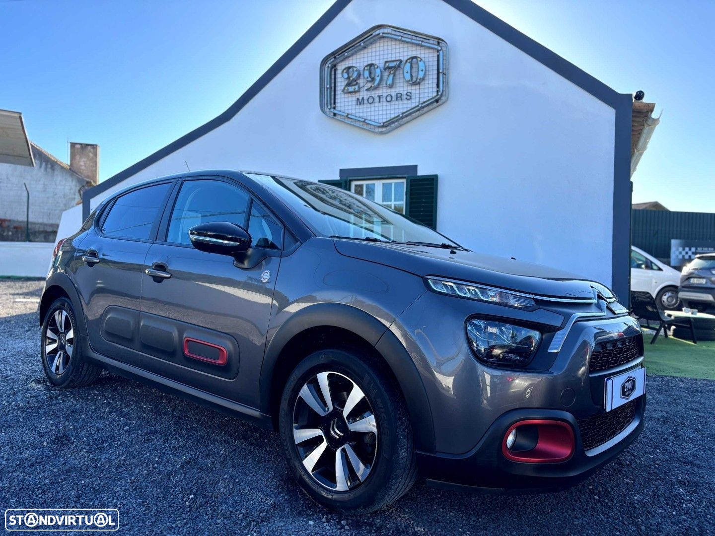 Citroën C3 1.2 PureTech C-Series - 1