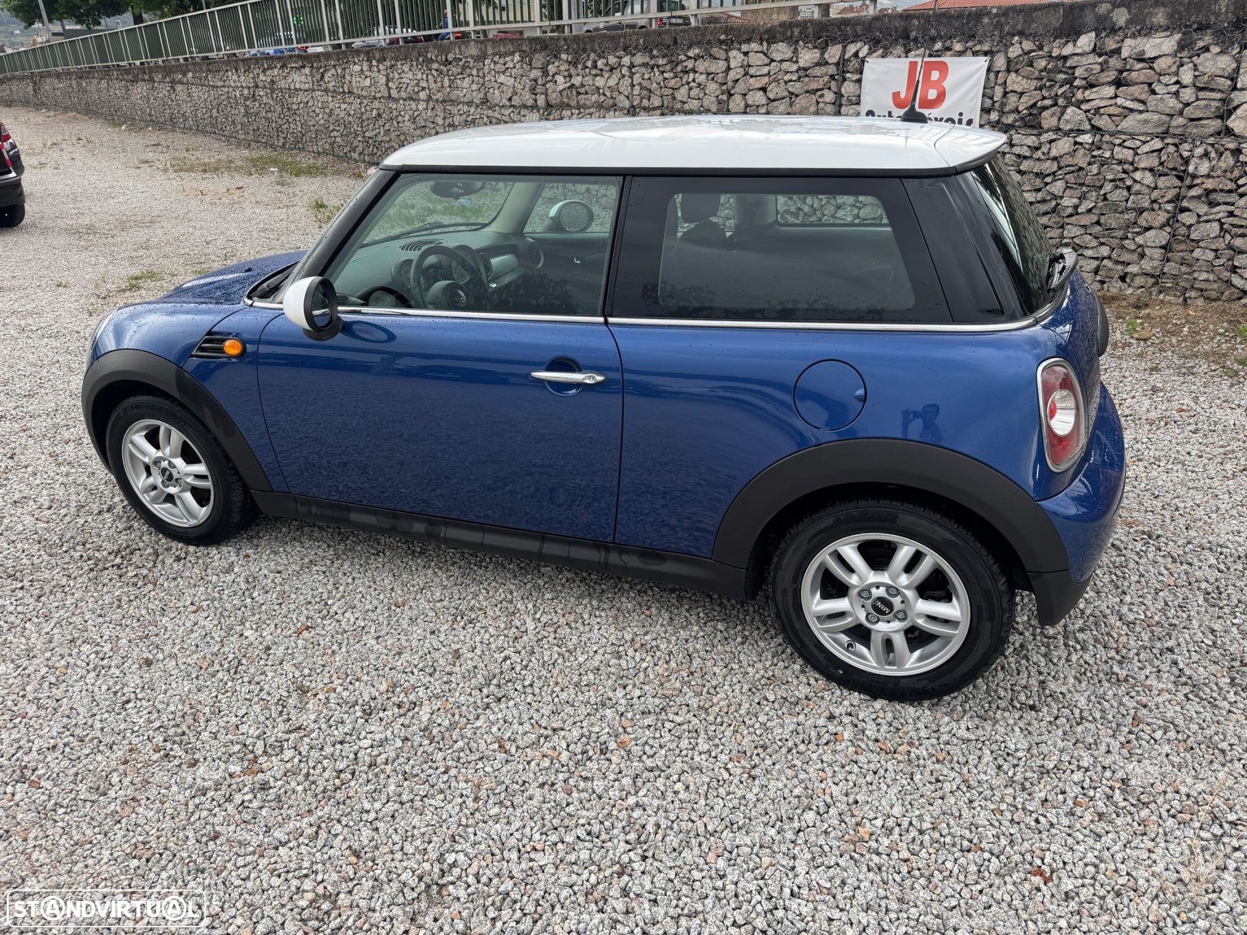 MINI 3 Portas One D - 4