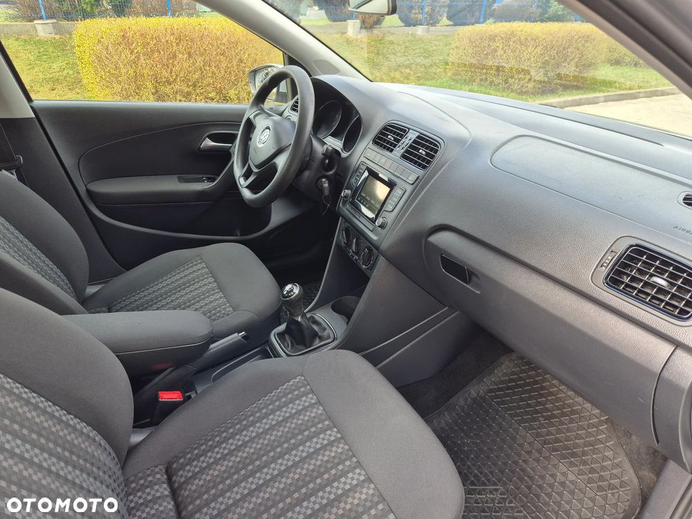 Volkswagen Polo - 8