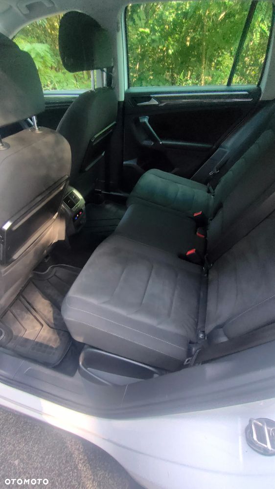 Volkswagen Tiguan - 16