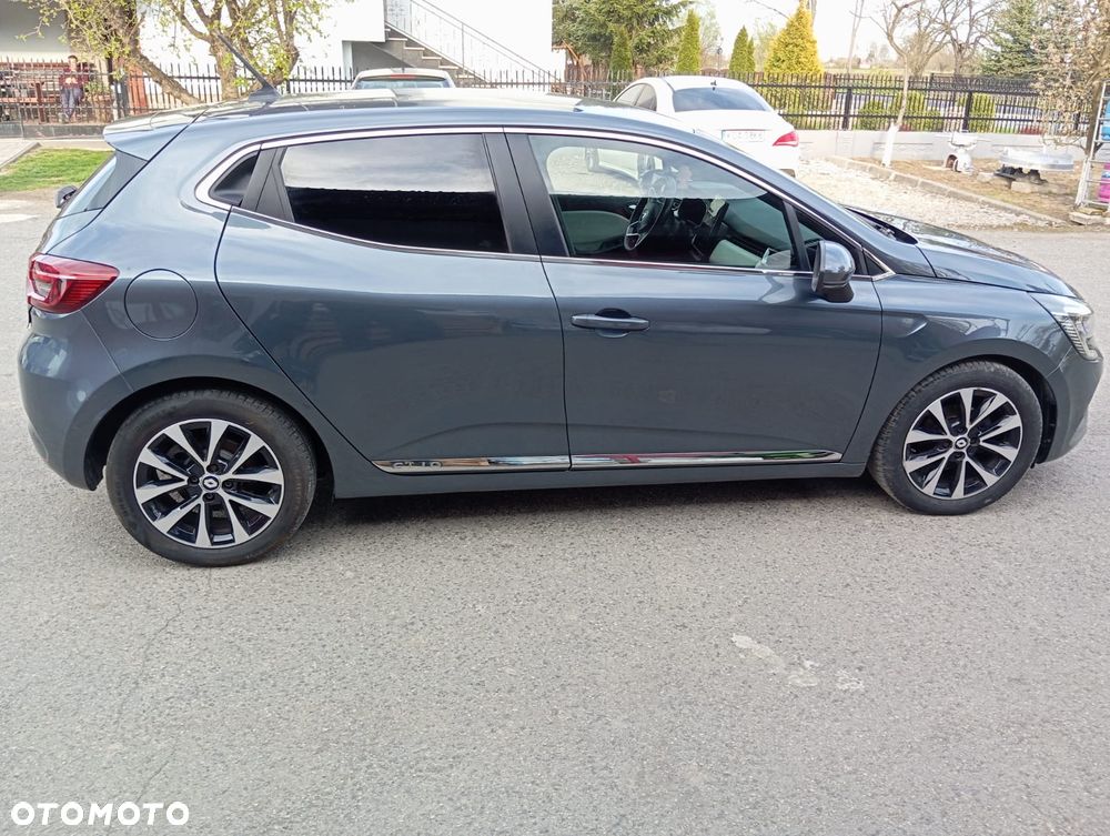 Renault Clio - 35