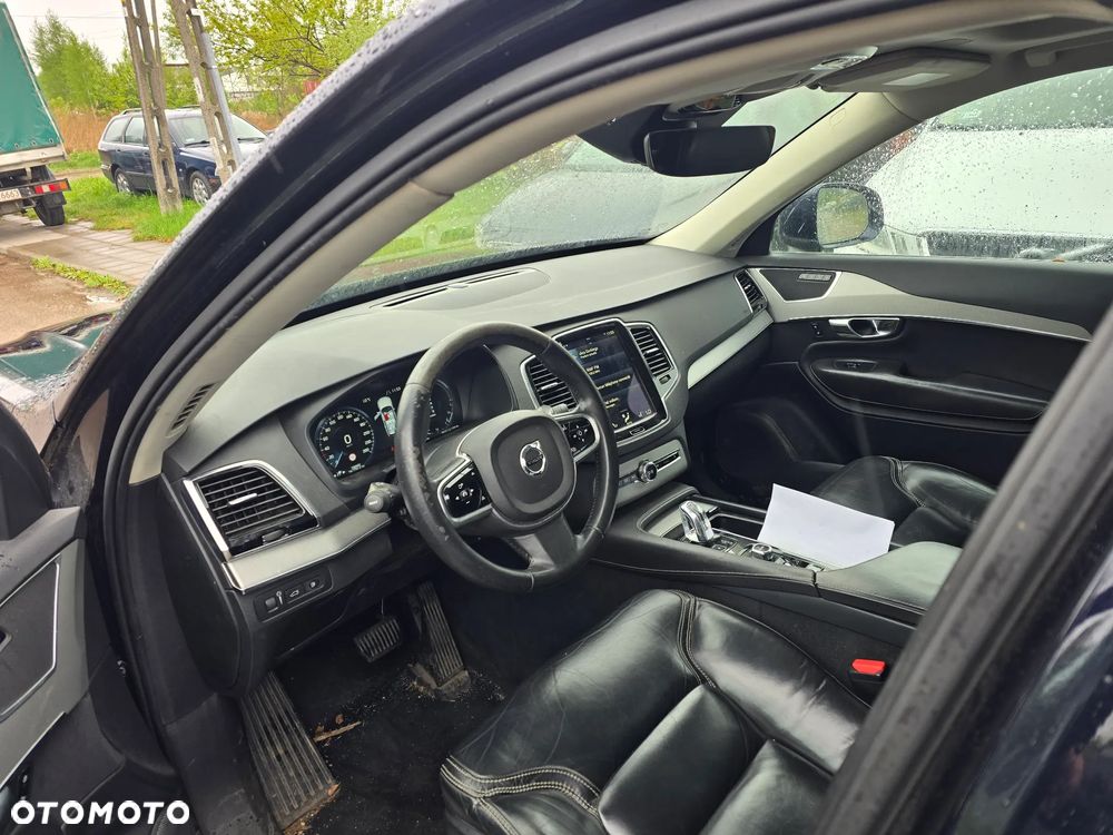 Volvo XC 90 T8 AWD Recharge Geartronic Inscription Edition - 9