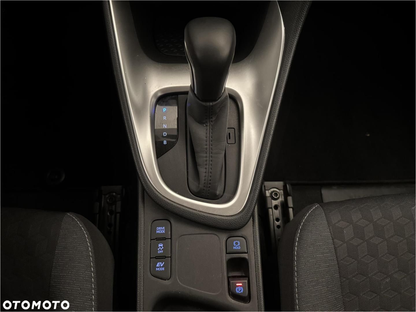 Toyota Yaris Hybrid 1.5 Comfort - 15