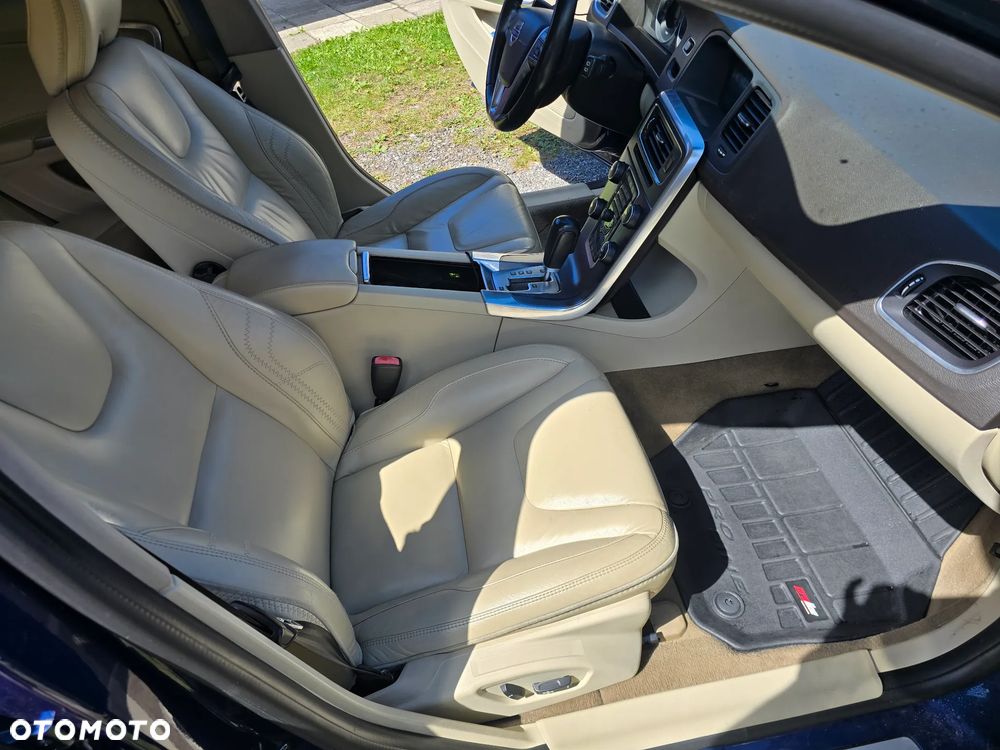 Volvo V60 - 8