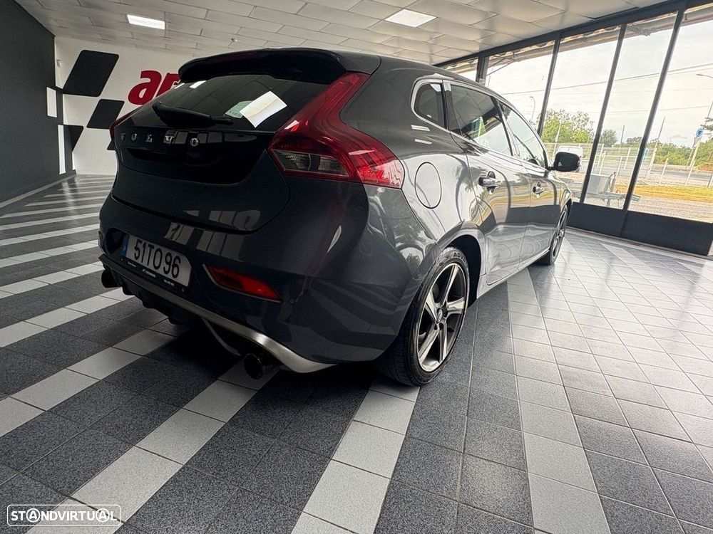 Volvo V40 1.6 D2 R-Design - 10