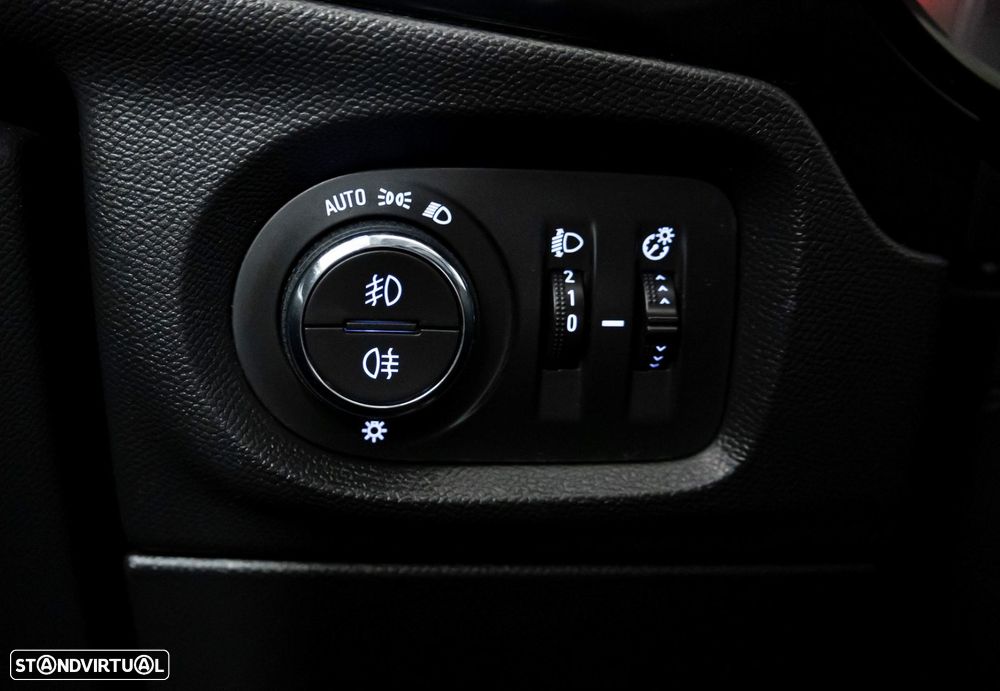 Opel Corsa 1.5 D Edition - 8