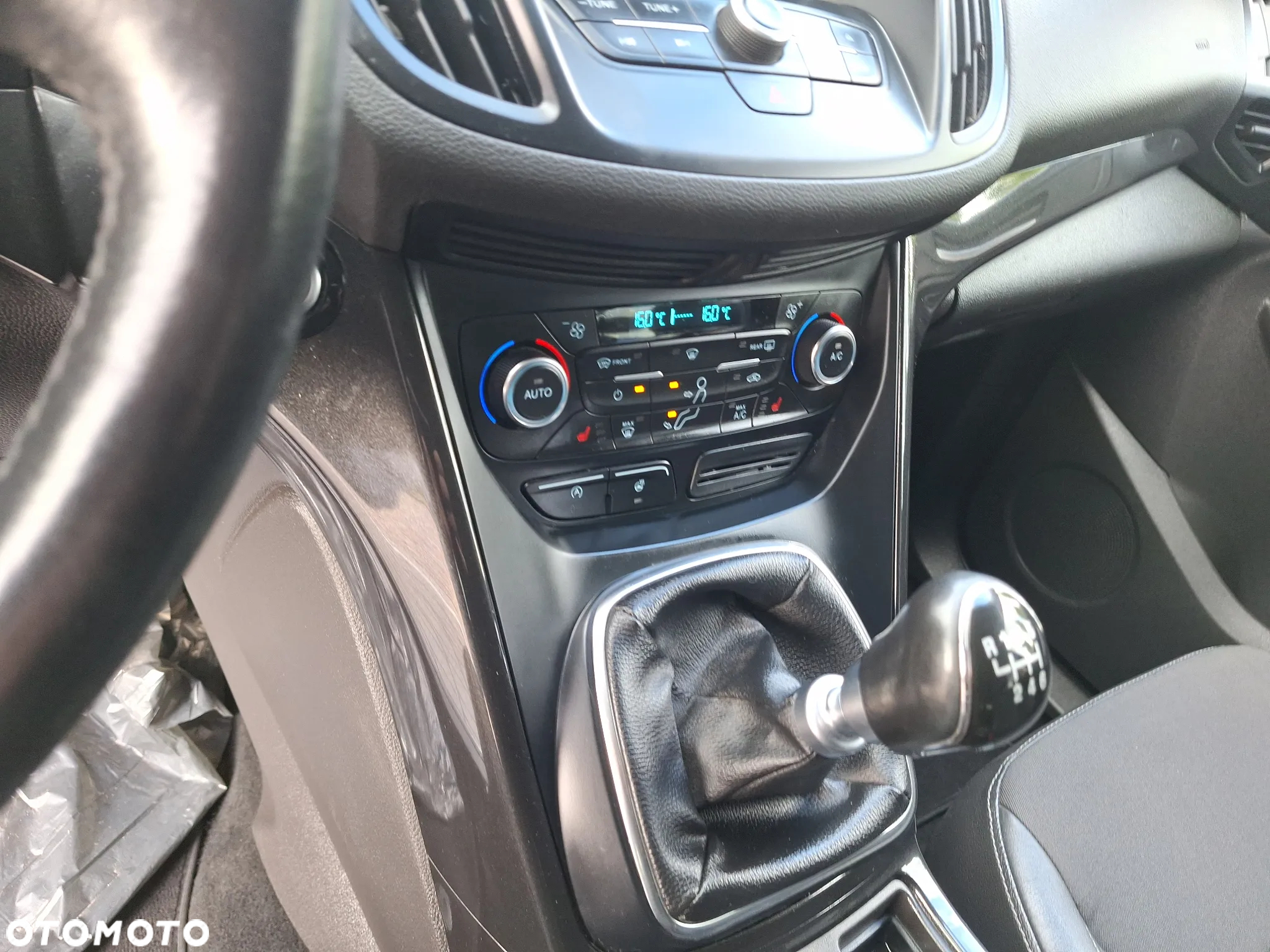 Ford Kuga 2.0 TDCi 2x4 Business Edition - 18