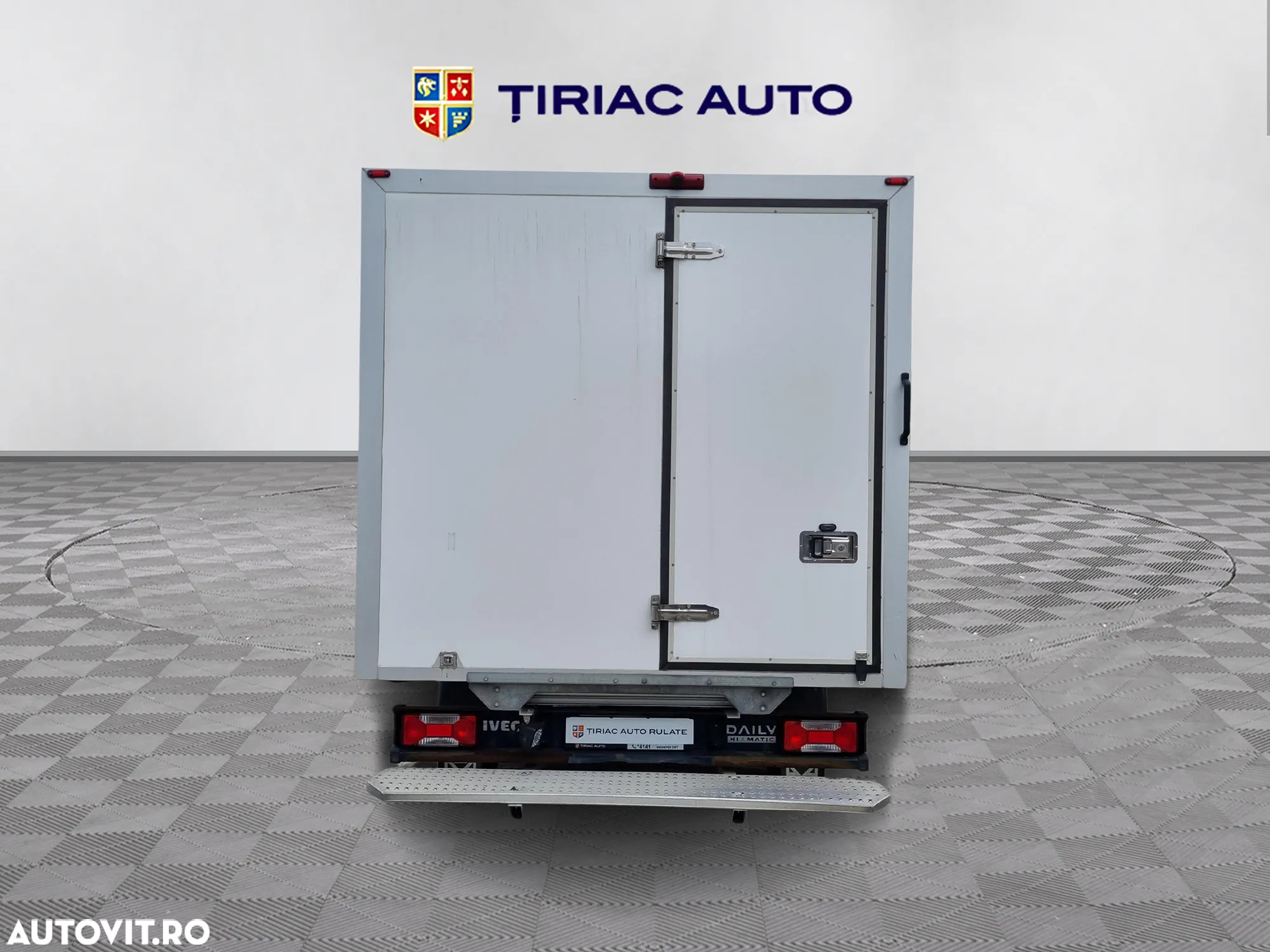 Iveco Daily 35-140 Chassi Cab 2.3 JTD Hi-Matic - 4