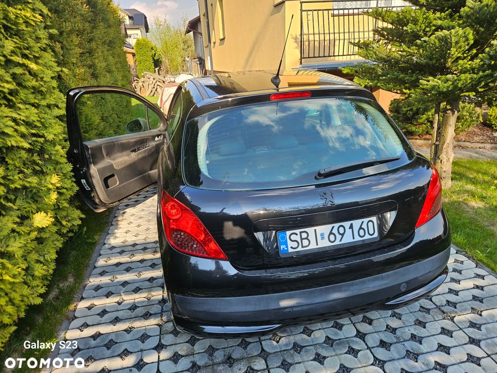 Peugeot 207 1.4 16V Presence - 1