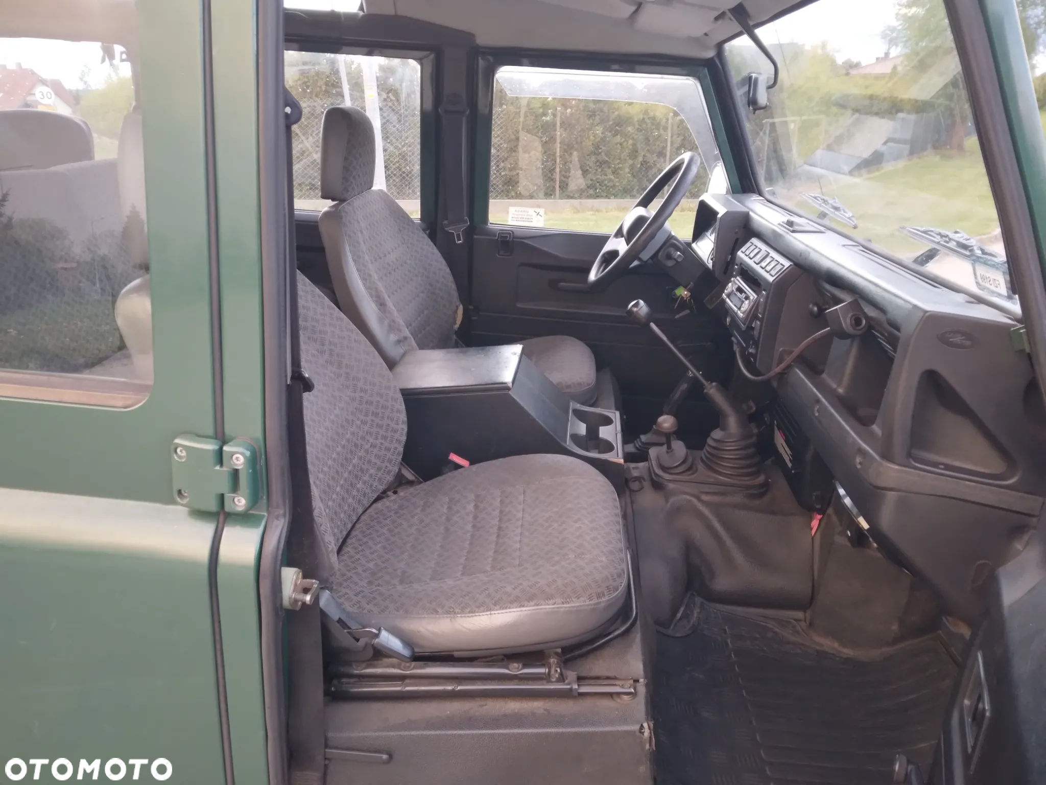 Land Rover Defender 110 2.5 TDI - 7