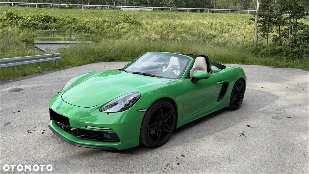 Porsche 718 Boxster - 1