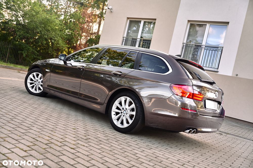 BMW Seria 5 520d - 2