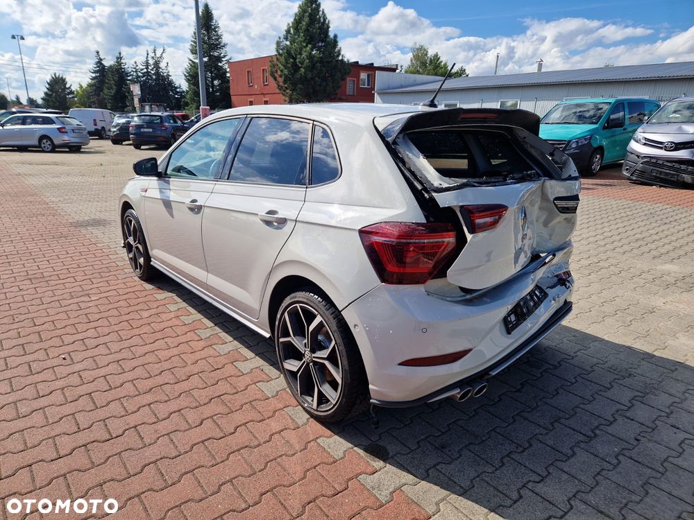 Volkswagen Polo - 6