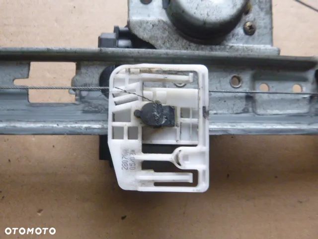 PODNOŚNIK SZYBY LEWY TYŁ LEWY TYLNY RENAULT MEGANE II HB 02-08 - 7