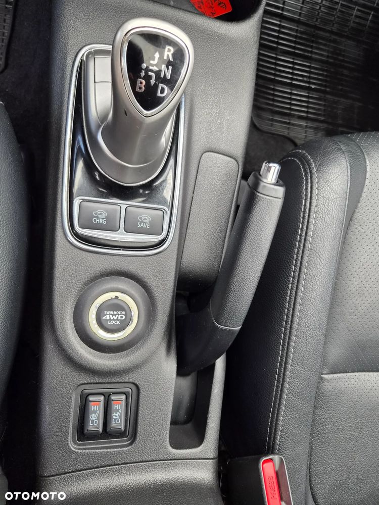 Mitsubishi Outlander - 24