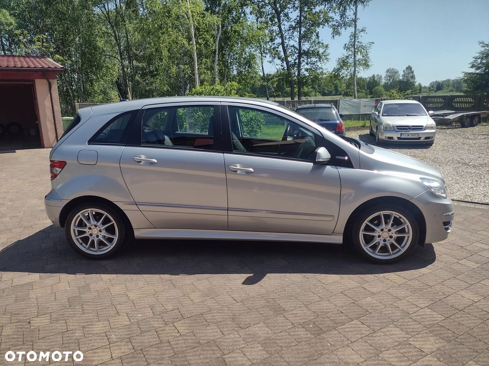Mercedes-Benz Klasa B 160 BlueEFFICIENCY - 9